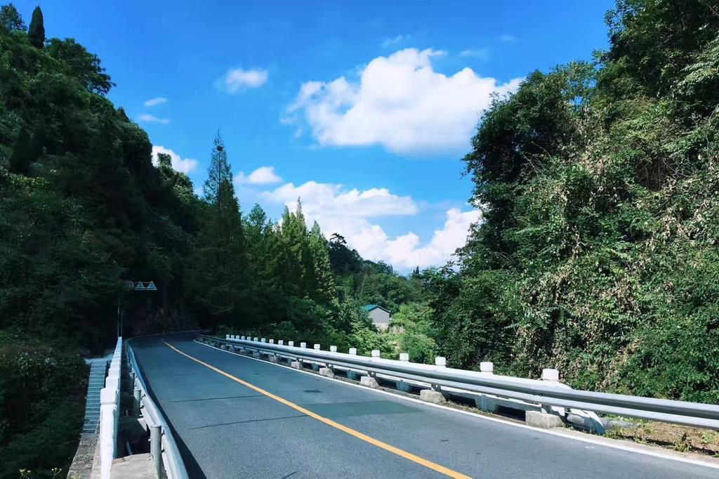 Wudangshan Tianle Hotel Shiyan  Exterior photo